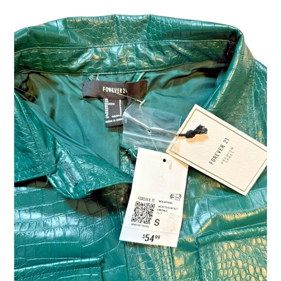 Forever 21 Faux Leather Shacket Shirt Jacket Green Women's Size Small Snake - Picture 2 of 8
